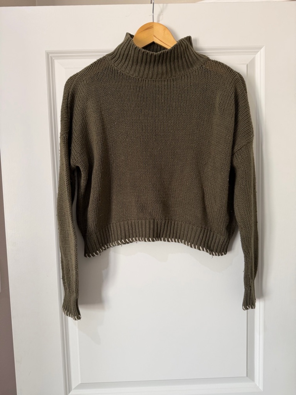 Francesca's Collections Olive Green Cropped Turtleneck Sweater